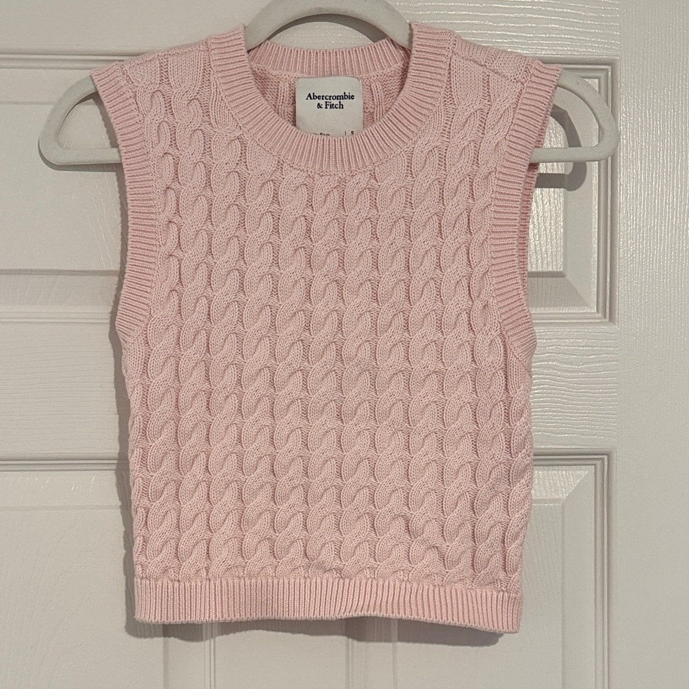 Abercrombie & Fitch Light Pink Cable Knit Vest